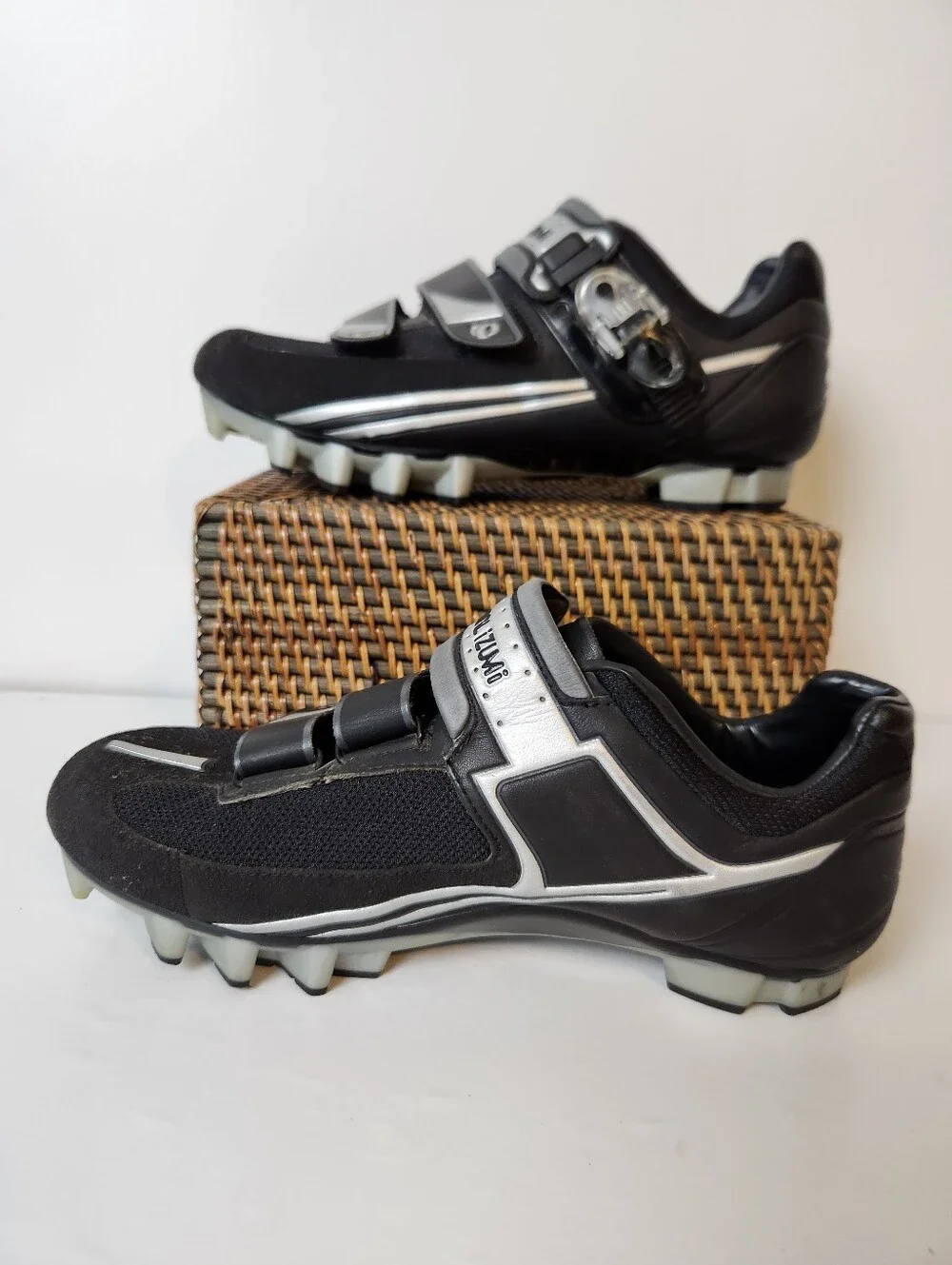 Pearl Izumi Attack Cycling Mountain Biking Shoes
